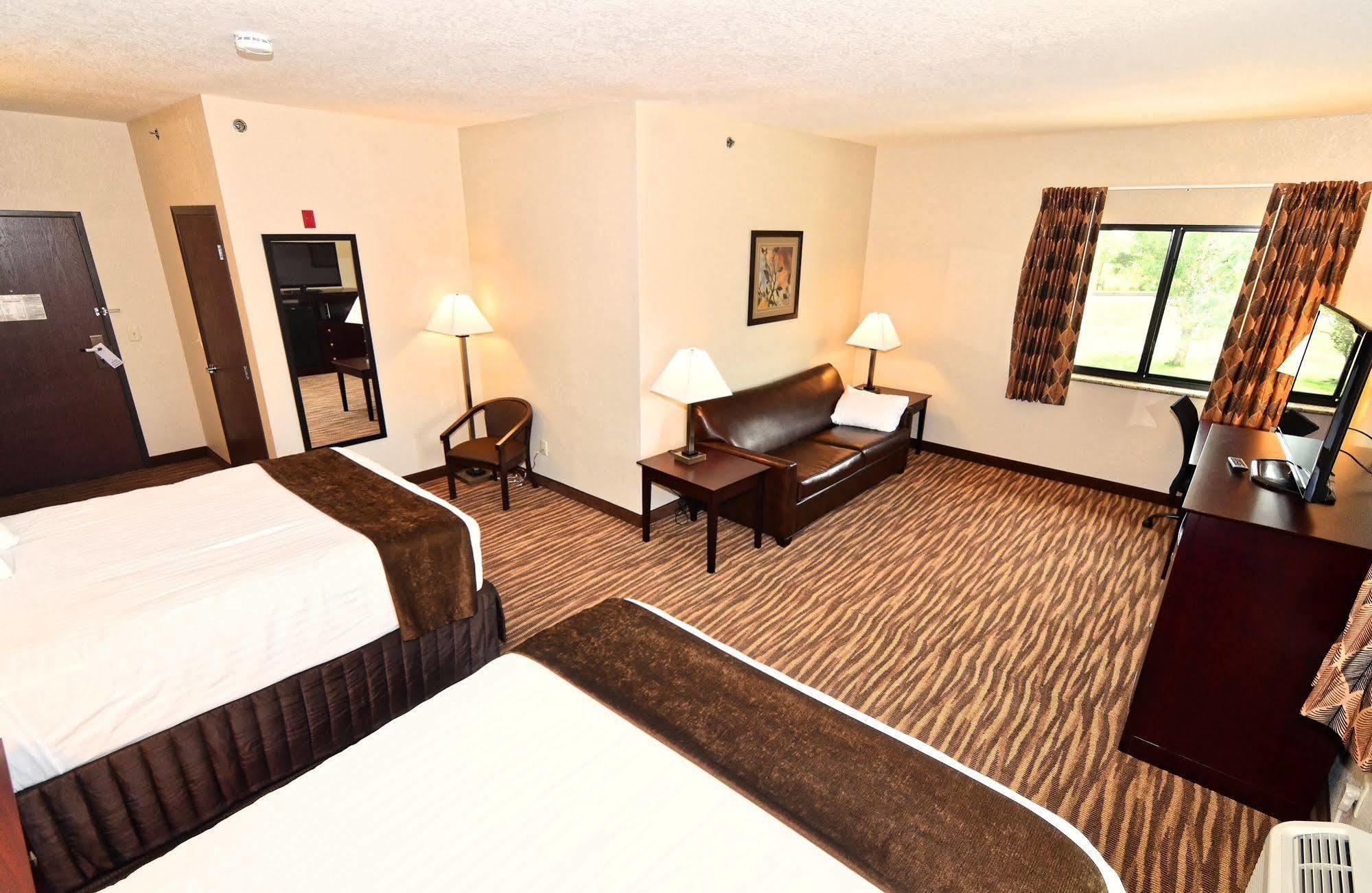 Cobblestone Inn&Suites - Clarion Esterno foto