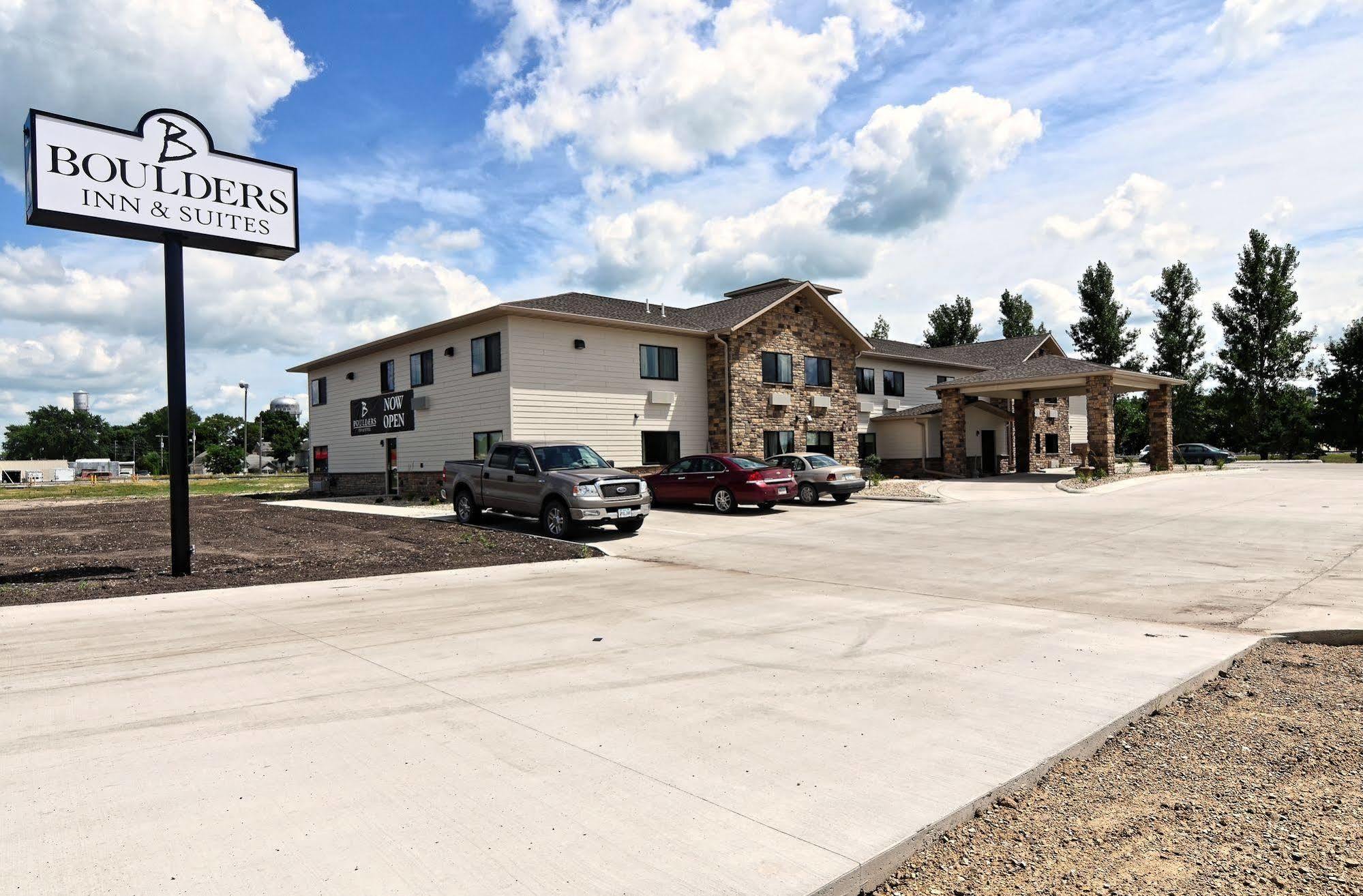 Cobblestone Inn&Suites - Clarion Esterno foto
