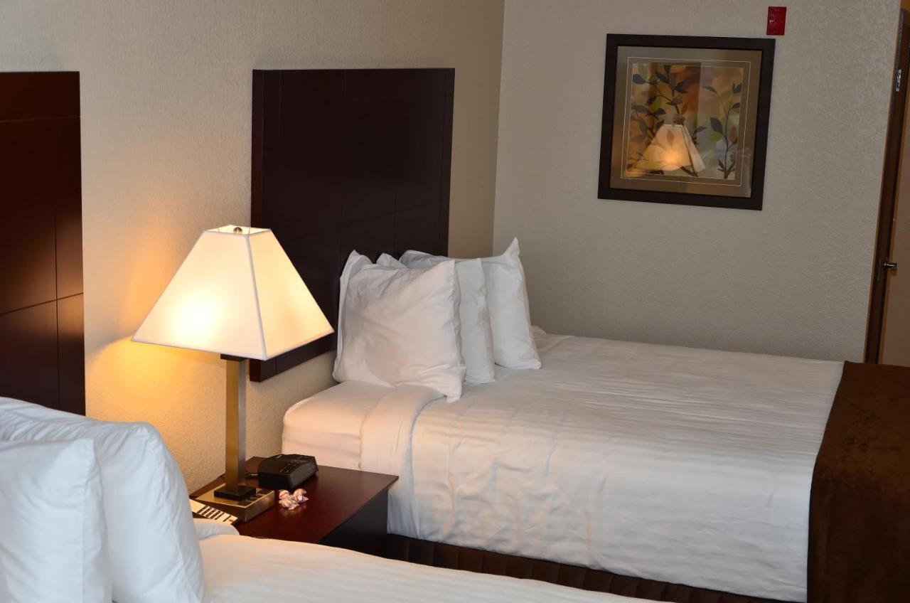 Cobblestone Inn&Suites - Clarion Esterno foto