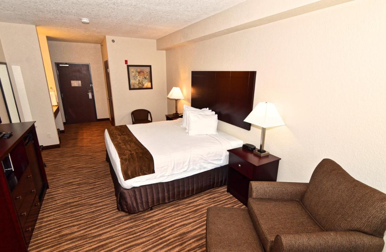 Cobblestone Inn&Suites - Clarion Esterno foto