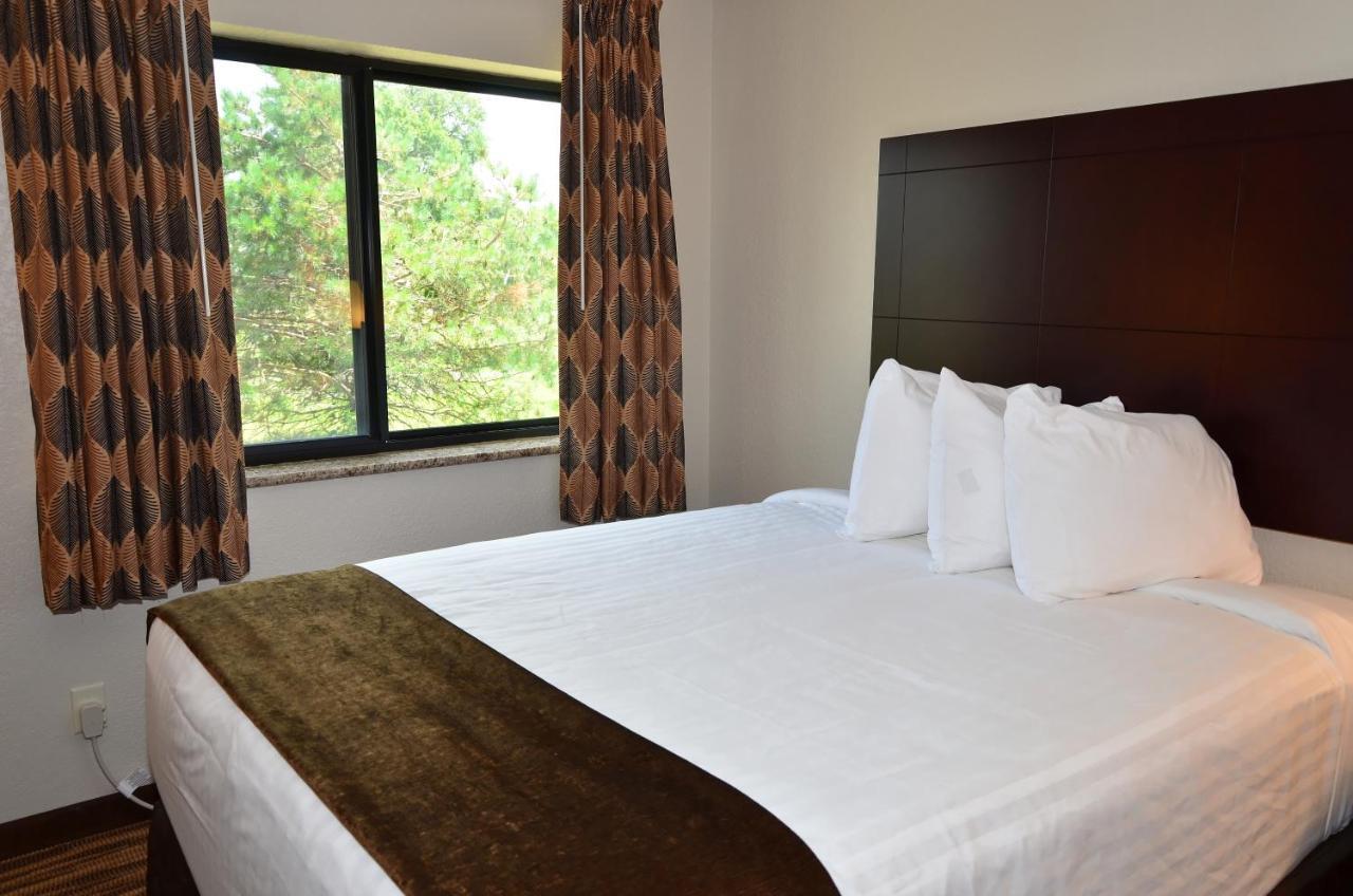 Cobblestone Inn&Suites - Clarion Esterno foto